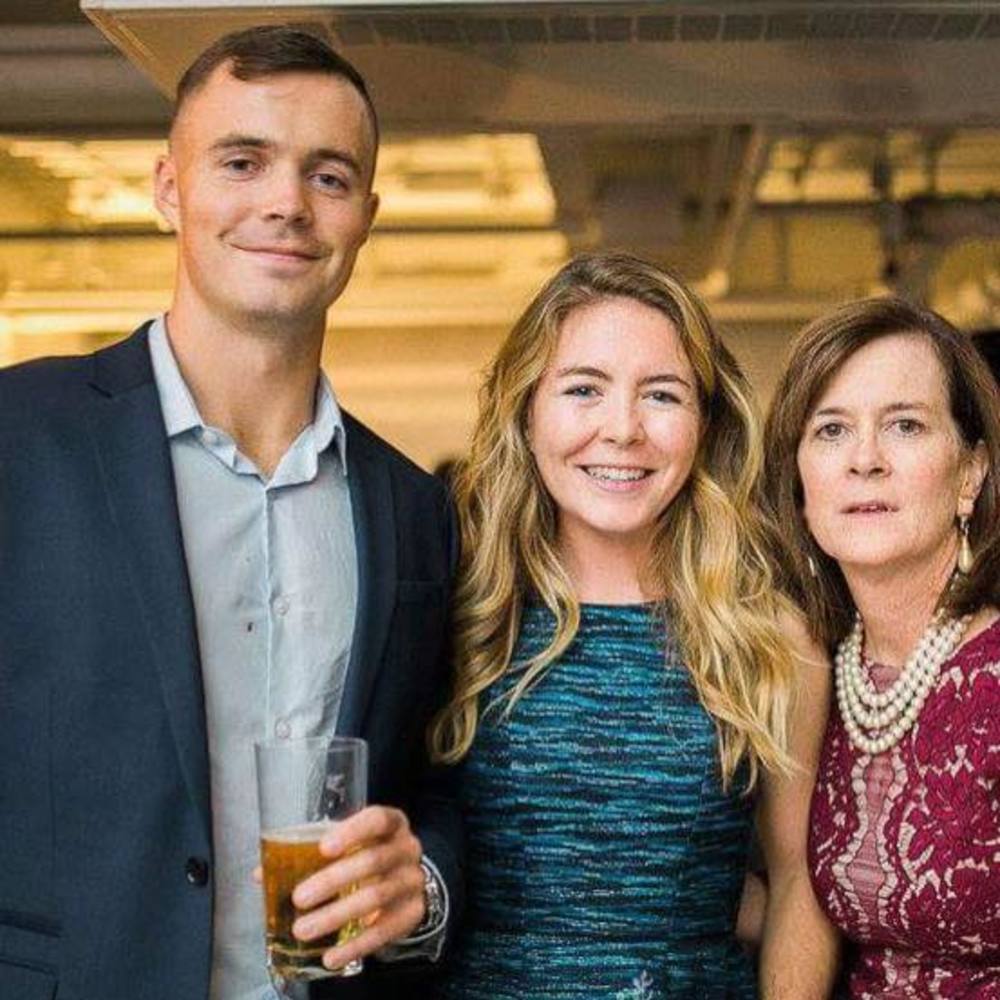 Meet your Posher, Julia